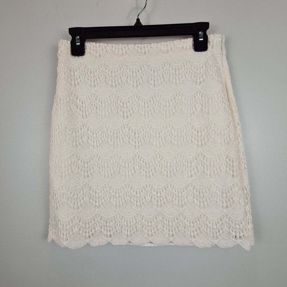Ann Taylor LOFT Ivory Lace Mini Skirt Scalloped Hem‎ Petite 4P Off White Lined